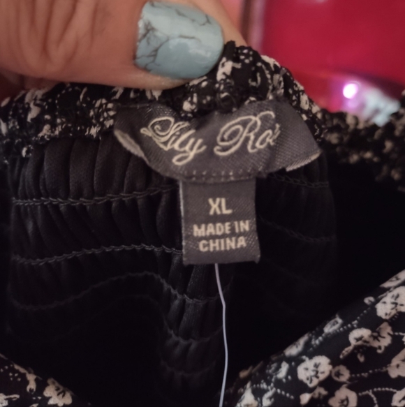 Lily Rose Floral Dress - Picture 9 of 11